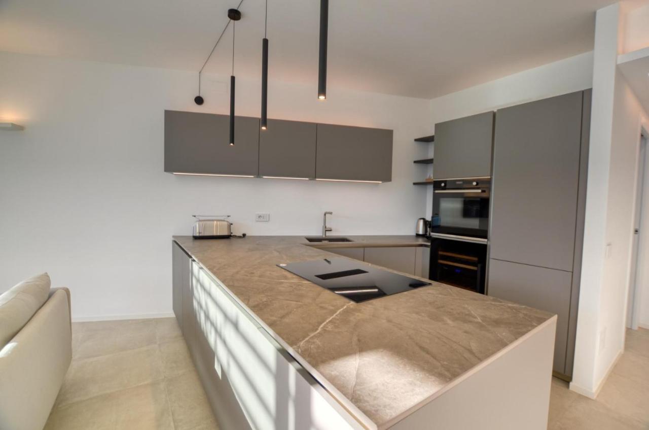 Casa Antonia 2 Apartman Lenno Kültér fotó