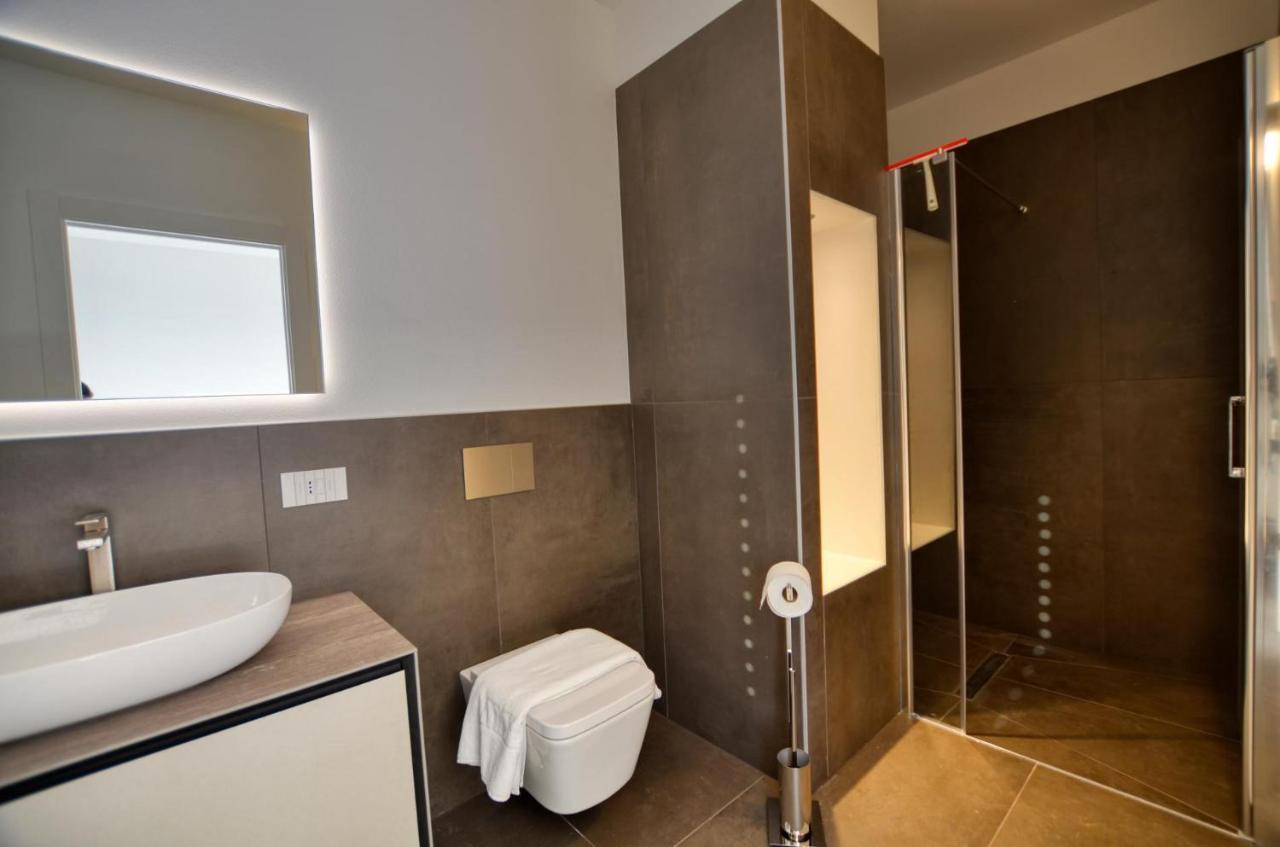 Casa Antonia 2 Apartman Lenno Kültér fotó